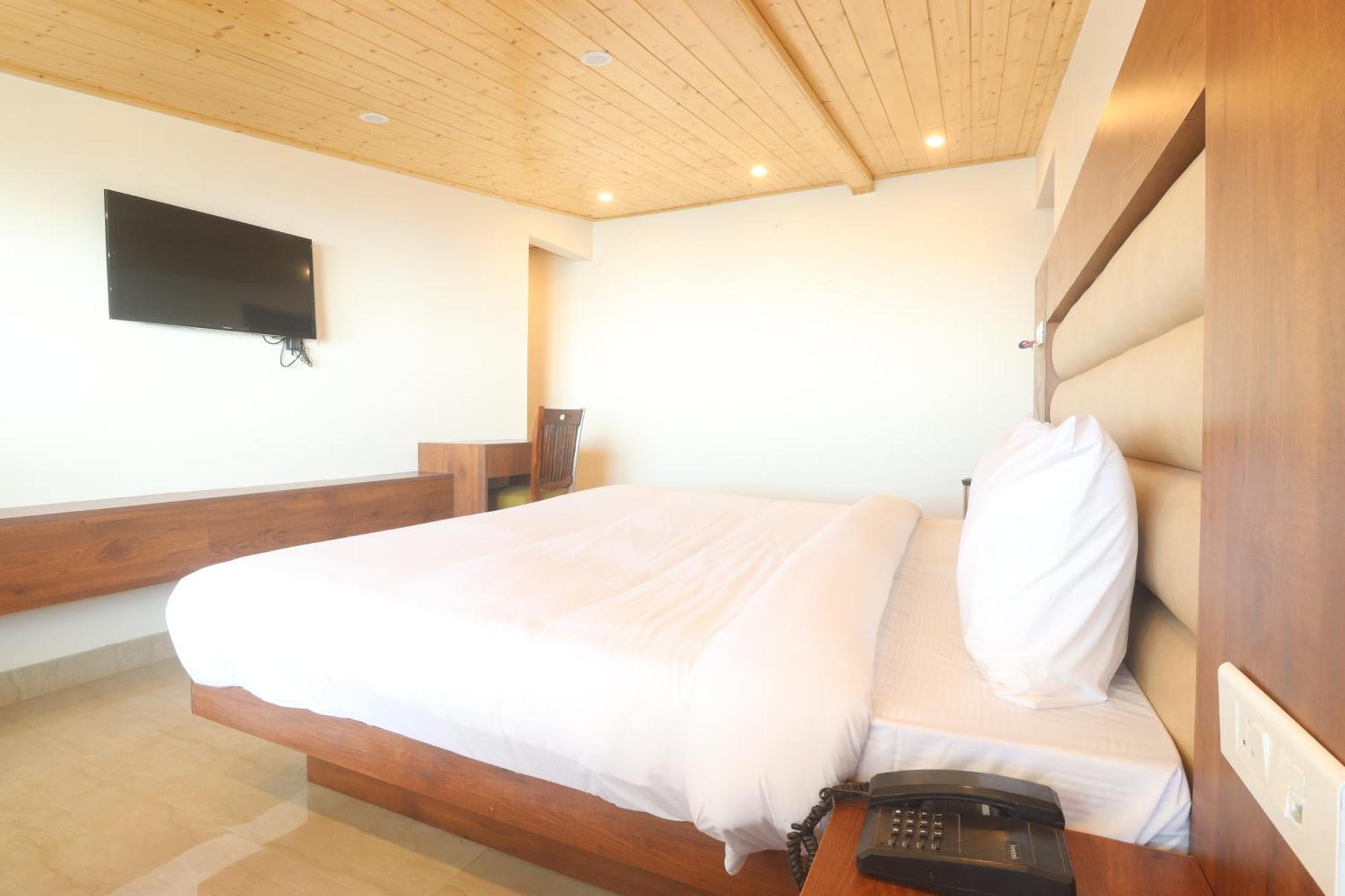 דהראדון Hotel Mussoorie Heights מראה חיצוני תמונה