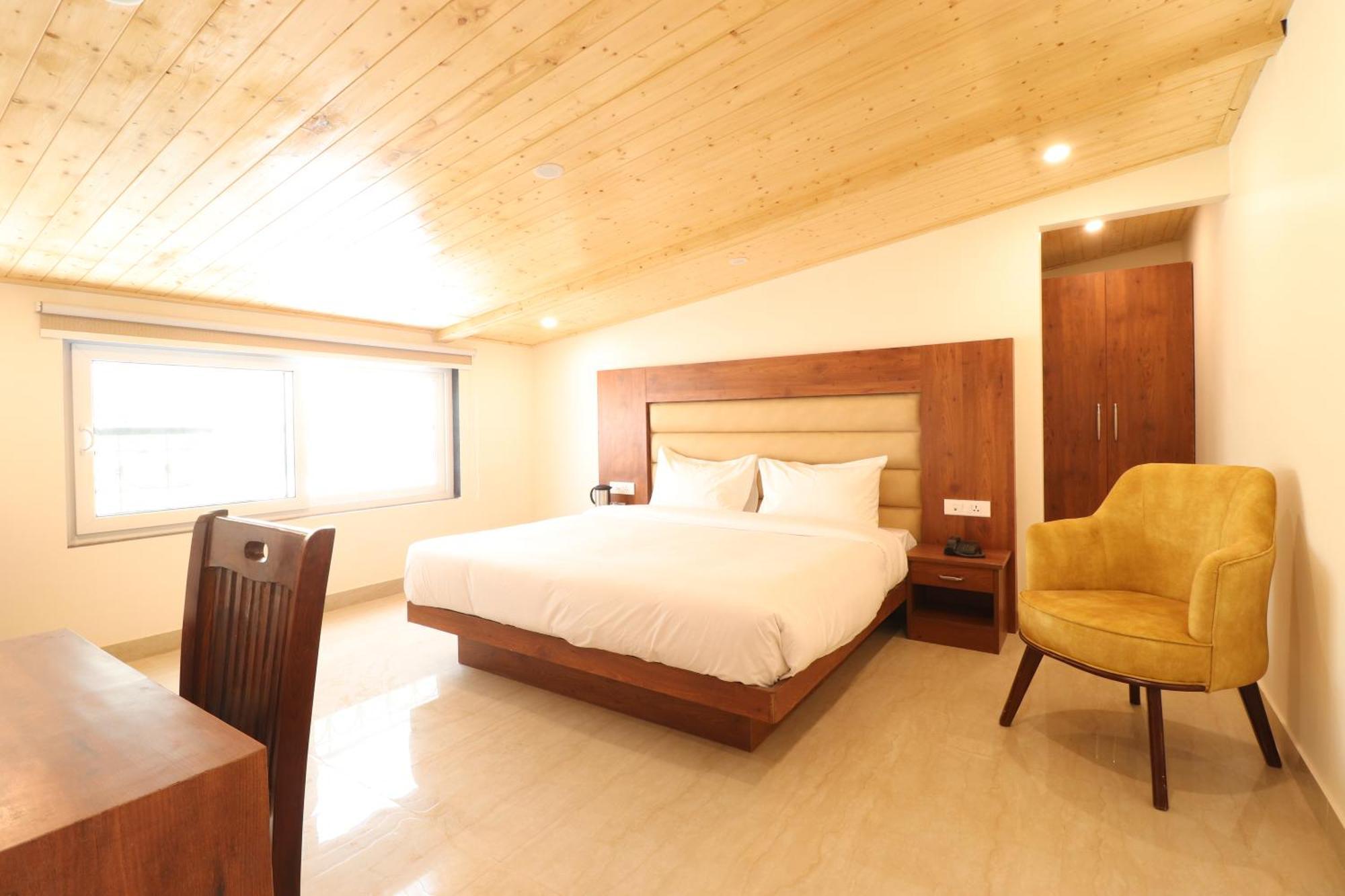 דהראדון Hotel Mussoorie Heights מראה חיצוני תמונה